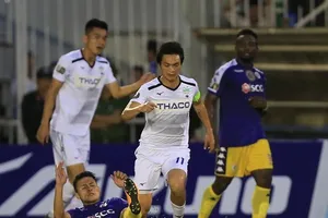CLB HAGL và CLB Hà Nội bất ngờ không có tên trong tốp 10 Đông Nam Á. Ảnh: MINH TRẦN