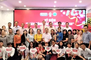 Thầm lặng nghề “làm dâu trăm họ“