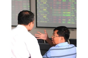 Stock market in May: more challenges await 