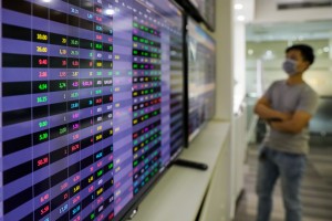 VN-Index climbs for seventh straight trading session, jumping nearly 18 points