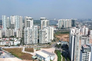 Corporate bonds still attract investors