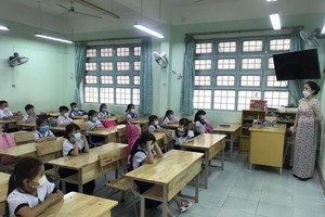 Many localities prepare scenarios to allow students back to school