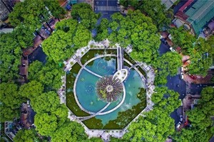 HCMC orders withdrawal of construction project near Turtle Lake Fountain