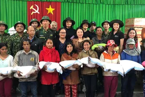 Hoa hậu Hoàn vũ Việt Nam trao yêu thương với những hoạt động hỗ trợ cộng đồng