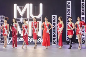 Top 63 Hoa hậu Hoàn vũ Việt Nam 2022 tỏa sáng với màn tranh biện chứng minh sức mạnh lãnh đạo