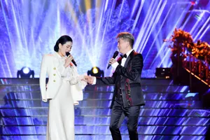 Mỹ Linh, Lệ Quyên, Dương Triệu Vũ thăng hoa trong concert “The Portrait” của Đàm Vĩnh Hưng