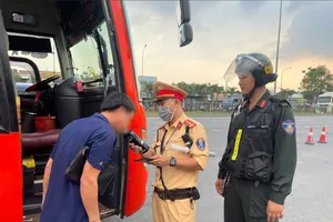 Podcast bản tin tối 3-5: Ngày thứ 4 kỳ nghỉ lễ, tai nạn giao thông giảm sâu cả 3 tiêu chí so với cùng kỳ năm trước