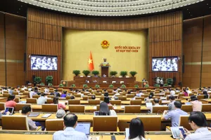 Podcast bản tin trưa 20-5: Đề xuất bỏ hình phạt tử hình đối với tội tham ô tài sản, nhận hối lộ; Mưa to, Quốc lộ 4D sạt mặt đường