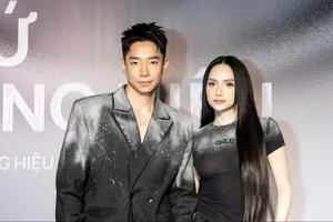 Hoa hậu Hương Giang kết hợp người mẫu Phú Cường trong dự án thời trang