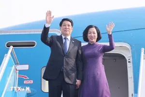 Podcast bản tin trưa 21-9: Chủ tịch nước lên đường dự Phiên thảo luận chung cấp cao Đại hội đồng Liên Hợp Quốc