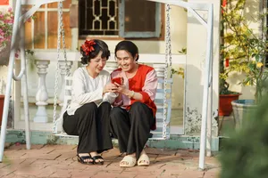 Huỳnh Lập ra mắt phim tết “Cậu Út cậu con Cúc”