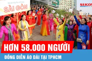 Choáng ngợp màn đồng diễn áo dài của 58.000 người trên đường đi bộ Nguyễn Huệ