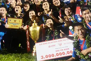 Quảng Nam đoạt ngôi vô địch Toyota - V.League 2017