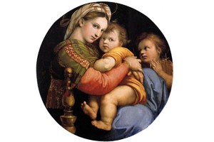 Italian painter’s artworks displayed in HCM City