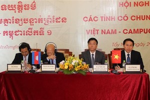 Justice Ministries' officials of Vietnam and Cambodia at the conference (Photo: VNA)