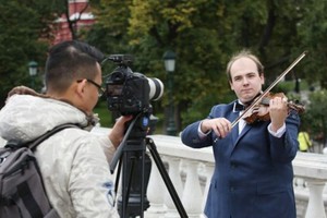 Documentaries of the Russian October Revolution are shot in Russia.