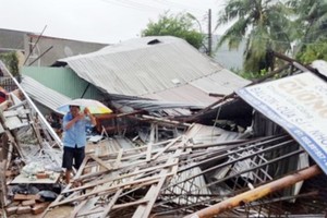 Typhoon Damrey is the strongest typhoon in southern Vietnam in 16 years.  (Photo: Sggp)