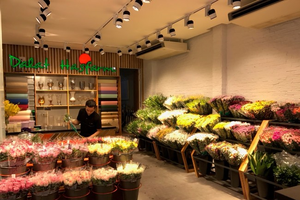 A corner of Dalat Hasfarm shop in HCM City. (dalathasfarm.com.vn)