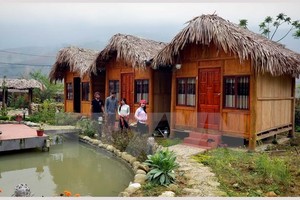 Foreigners prefer homestay tourism in Sa Pa (Source: VNA)