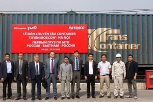 The first container train from Russia to Vietnam welcomed at Yen Vien station (Source: VNA)