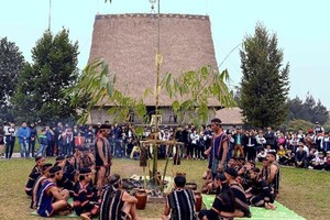 At the Vietnamese Ethnic Culture-Tourism Village (Source: VNA)