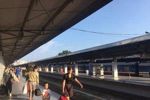 VNR annouces traffic hotlines