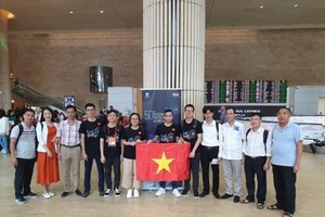Members of the Vietnamese team at the 50th International Physics Olympiad in Israel. (Photo courtesy of the Ministry of Education and Training)