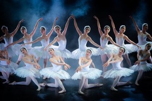 Tchaikovsky's masterpiece Swan Lake to be presented in Hanoi