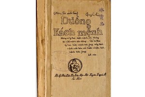 The original version of Duong Kach Menh (The Revolutionary Path), a book of lectures by Nguyen Ai Quoc (Photo from the Vietnam National Museum of History)