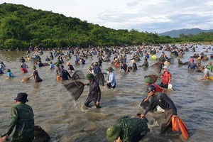 Locals flock to hundred-year-old fishing festival