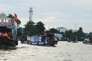 Cai Rang Floating Market Culture and Tourism Festival 