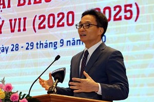  Deputy Prime Minister Vu Duc Dam speaks at the VDAA’s seventh national congress for the 2020-2025 tenure.