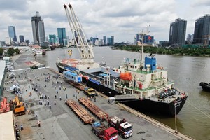First wagons for Ben Thanh-Suoi Tien metro line arrive in HCMC