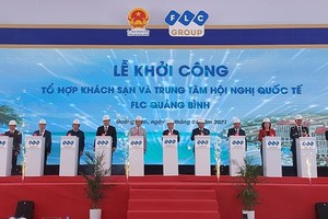 A ground-breaking ceremony is held on January 17 to start the construction of FLC Quang Binh Beach and Golf Resort in the central province of Quang Binh. (Photo: baoquangbinh.vn)
