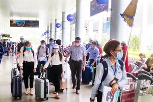 Tourists travel to the central city of Da Nang for meetings, incentives, conferencing, and exhibitions (Photo: VNA)