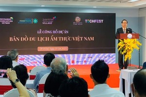 At the announcement ceremony of the Vietnam Food Travel Map project  (Photo: SGGP)