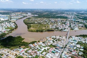 HCMC viewed from Can Giuoc