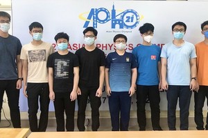 All eight students of Vietnamese team win medals and certificates of merit at IdPhO 2021.