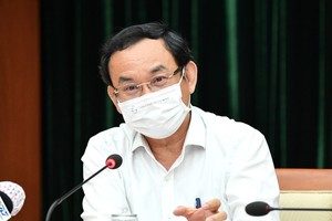 Secretary of the HCMC Party’s Committee Nguyen Van Nen speaks at the meeting. (Photo: SGGP)