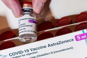 The shipment of 1 million doses of COVID-19 vaccine produced in Japan under AstraZeneca Plc.’s license is due to arrive in Vietnam on June 16. (Photo: VnEconomy)