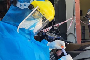 Da Nang City asks all arrivals from affected areas to have to pay for testing and quarantine costs, starting on  July 6. 