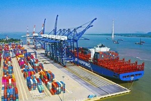 Lach Huyen international sea port in Hai Phong city (Photo: VNA)