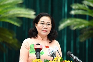 Chairwoman of the HCMC People’s Council Nguyen Thi Le speaks at the conference. (Photo: SGGP)