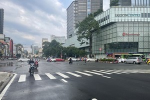 The Management Authority of Urban Railways of Ho Chi Minh City (MAUR) on August 31 removed the last barriers that blocked off a section of Le Loi Street was blocked to build the Ben Thanh Station  for public transport.