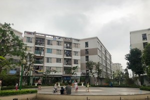 Dang Xa Social Housing project has a large playground. (Photo: VNA)