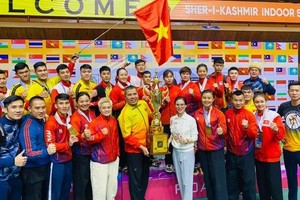 The pencak silat team of Vietnam tops the championship. ​