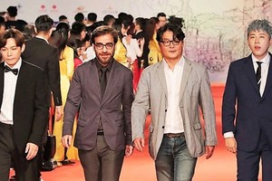 The Hanoi International Film Festival (HANIFF) attracts many international filmmakers and artists.