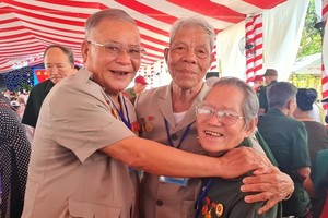 Kien Giang marks 50th anniversary of the return of imprisoned revolutionaries