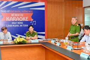 At the meeting (Photo: SGGP)