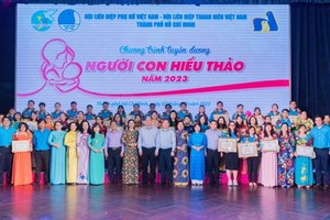 At the ceremony (Photo: SGGP)